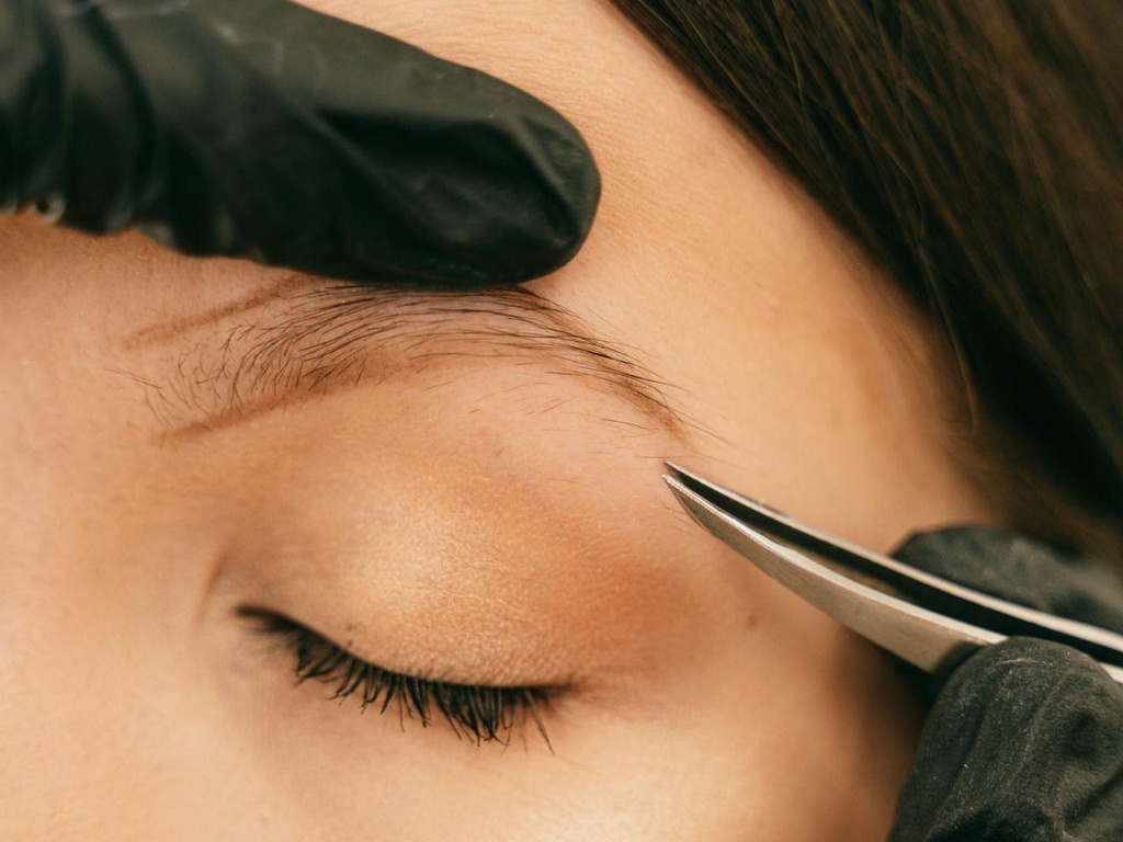 Eyebrow Shaping